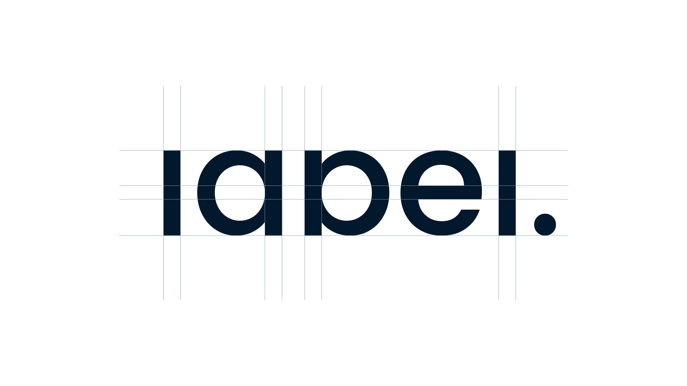 شعار label. بأحرف صغيرة على شبكة البناء